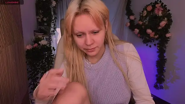 kitten murray  online show from 11/13/25, 06:06