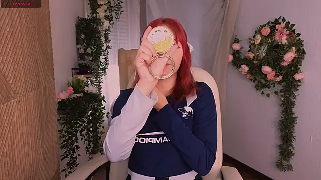 kitten murray  online show from 10/04/25, 05:42