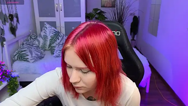 kitten murray  online show from 10/05/25, 05:31