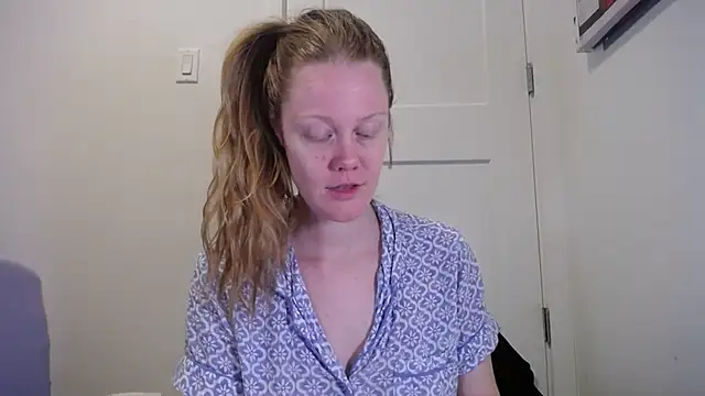 naughtyfox89 online show from 03/22/26, 03:32