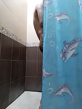 Snapshot of Valen_Squirt04 chatting on 12/17/25, 07:19 Valen Squirt04 online show from 12/17/25, 07:19