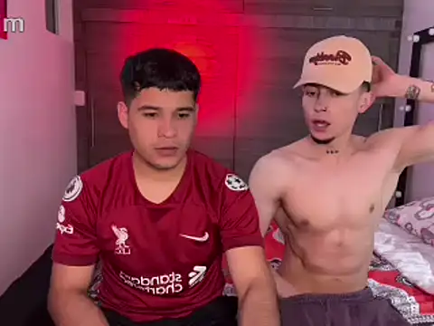 strongManLatino online show from 03/05/26, 03:14