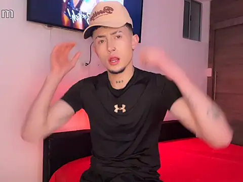 strongManLatino online show from 01/16/26, 09:30