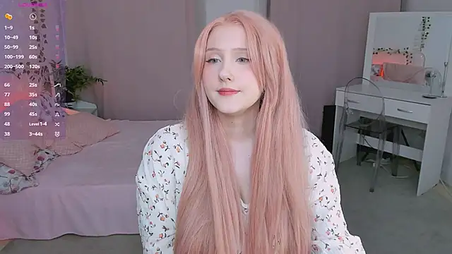 DelilahTaylor online show from 06/18/26, 10:04