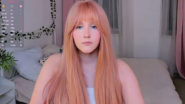 DelilahTaylor online show from 10/19/25, 06:49