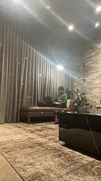 tia   fox online show from 11/17/25, 11:42