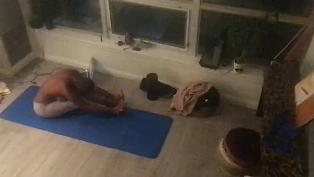 Snapshot of tia___fox chatting on 10/29/25, 04:22 tia   fox online show from 10/29/25, 04:22