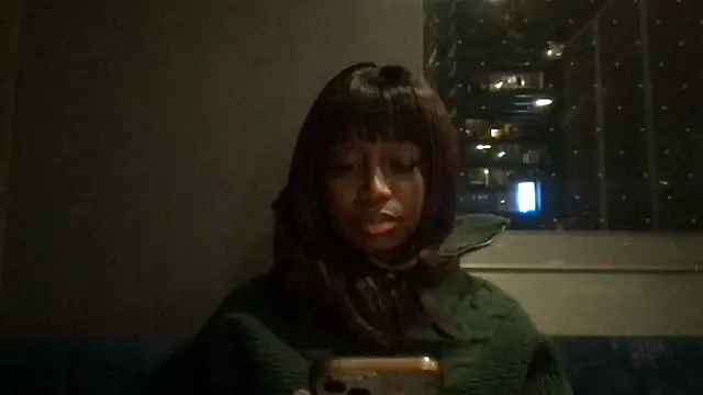 tia   fox online show from 12/03/25, 03:07