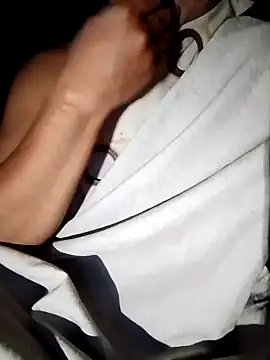 Hot cutiepie online show from 10/17/25, 04:09