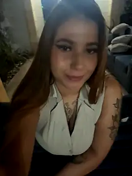 Snapshot of violeticafox chatting on 11/08/25, 05:55 violeticafox online show from 11/08/25, 05:55