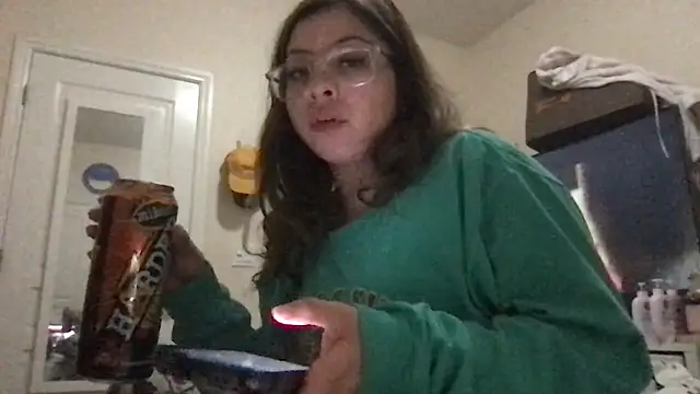 bunnygorl12 online show from 03/05/26, 06:21