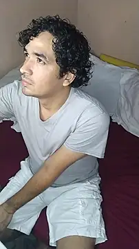 ThiagoDeseo online show from 10/10/25, 03:18