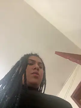 RobertaxGutierrez online show from 03/04/26, 01:02