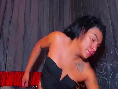 RobertaxGutierrez online show from 12/14/25, 10:48