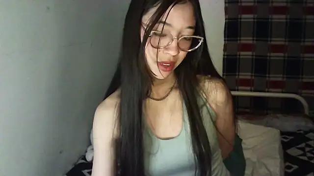 Mikha Ela online show from 10/26/25, 07:20