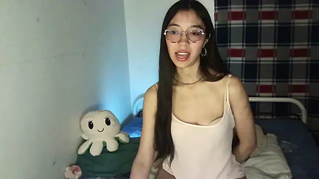 Mikha Ela online show from 10/23/25, 04:33