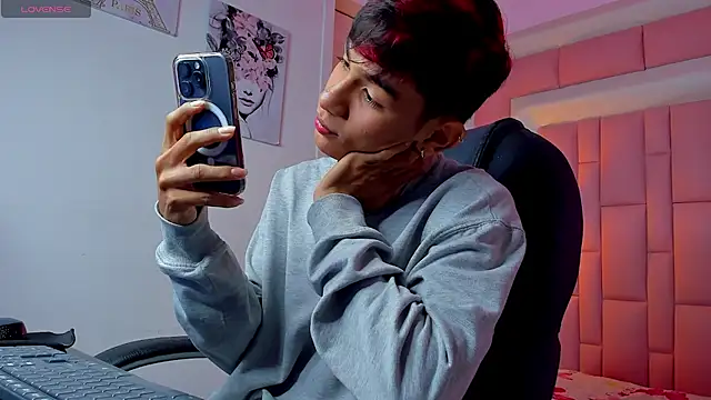 cherub  online show from 12/19/25, 04:16