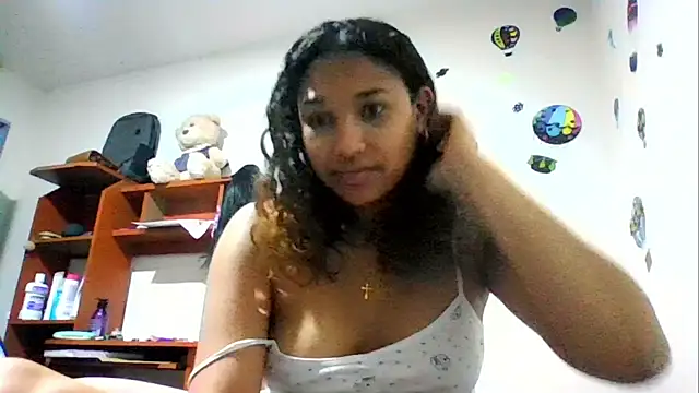Snapshot of Keilasex_01 chatting on 10/18/25, 02:52 Keilasex 01 online show from 10/18/25, 02:52