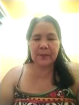 Snapshot of milagrose_rose chatting on 11/29/25, 11:43 milagrose rose online show from 11/29/25, 11:43