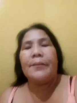 Snapshot of milagrose_rose chatting on 12/14/25, 08:20 milagrose rose online show from 12/14/25, 08:20