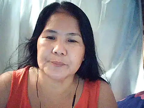 Snapshot of milagrose_rose chatting on 06/10/26, 12:12 milagrose rose online show from 06/10/26, 12:12