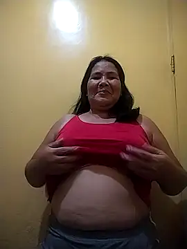 Snapshot of milagrose_rose chatting on 12/04/25, 12:59 milagrose rose online show from 12/04/25, 12:59