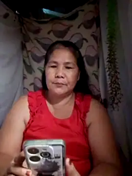 Snapshot of milagrose_rose chatting on 04/05/26, 09:10 milagrose rose online show from 04/05/26, 09:10