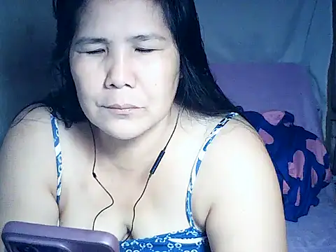 Snapshot of milagrose_rose chatting on 06/30/26, 01:00 milagrose rose online show from 06/30/26, 01:00