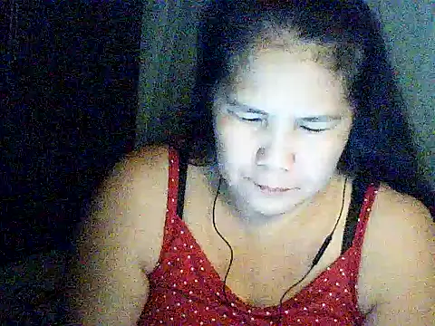Snapshot of milagrose_rose chatting on 06/11/26, 09:01 milagrose rose online show from 06/11/26, 09:01