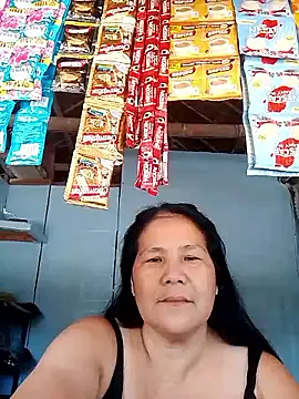 Snapshot of milagrose_rose chatting on 04/13/26, 02:26 milagrose rose online show from 04/13/26, 02:26