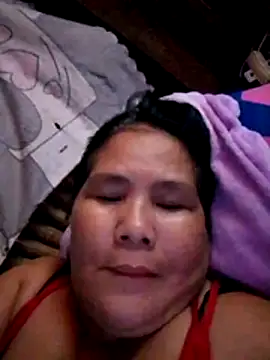 Snapshot of milagrose_rose chatting on 04/23/26, 01:13 milagrose rose online show from 04/23/26, 01:13