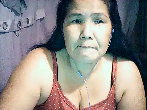 Snapshot of milagrose_rose chatting on 07/09/26, 11:31 milagrose rose online show from 07/09/26, 11:31
