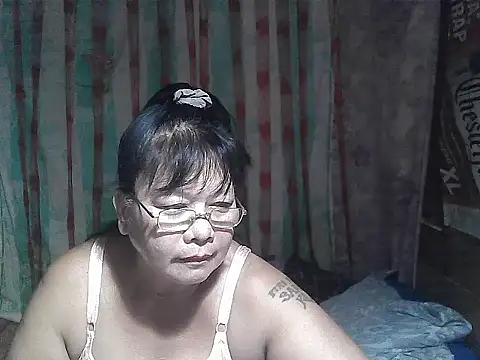 joy cute online show from 04/04/26, 11:55