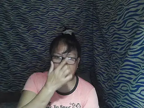 joy cute online show from 12/02/25, 11:06