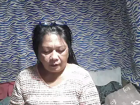 joy cute online show from 10/19/25, 12:46