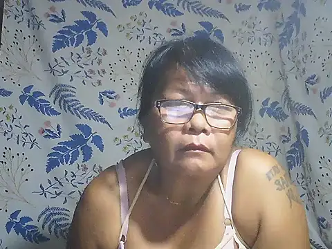 joy cute online show from 09/30/25, 12:44