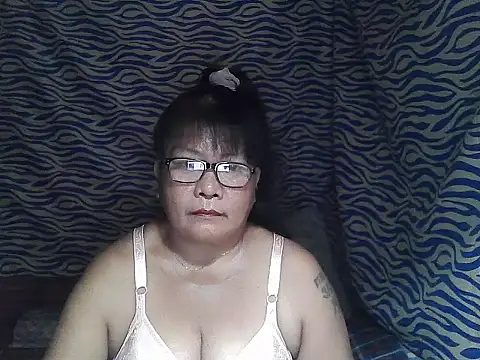 joy cute online show from 12/03/25, 11:36