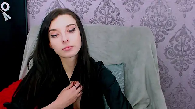 DominantLuna online show from 02/11/26, 08:31