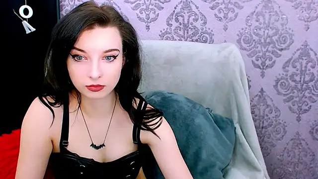 DominantLuna online show from 02/12/26, 08:30