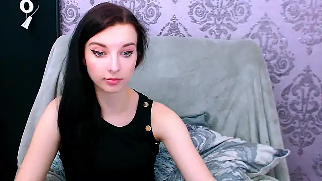 DominantLuna online show from 06/03/26, 07:29