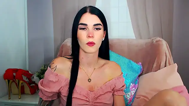 Snapshot of SofiiaBeauty chatting on 10/20/25, 07:03 SofiiaBeauty online show from 10/20/25, 07:03