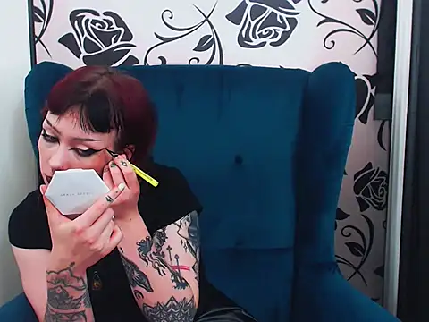 ViviaDark online show from 10/27/25, 03:24