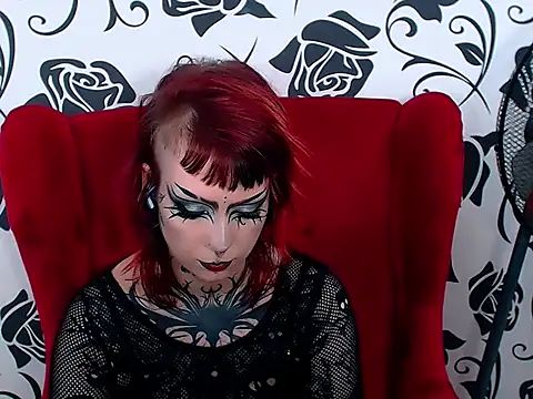 ViviaDark online show from 10/29/25, 06:18