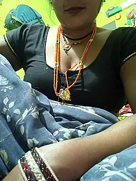 Hotty ruvi online show from 10/16/25, 05:32