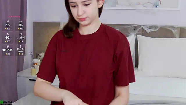 AnnaNoir online show from 10/27/25, 01:39