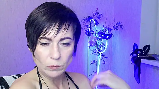 Ashley Brookss online show from 11/27/25, 03:34