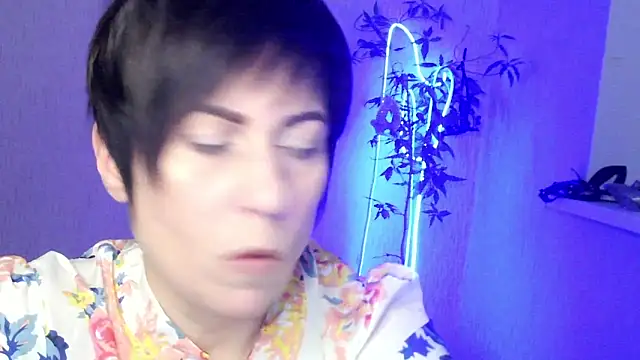 Ashley Brookss online show from 12/14/25, 02:00