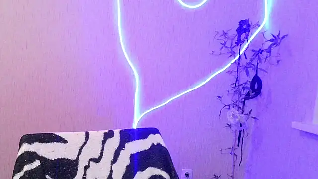 Ashley Brookss online show from 11/02/25, 09:53