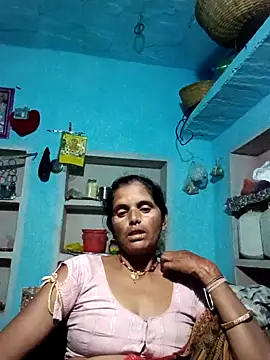 Snapshot of Mohni_cute chatting on 10/11/25, 03:13 Mohni cute online show from 10/11/25, 03:13
