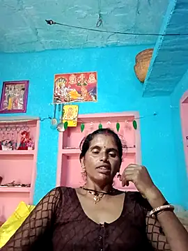 Snapshot of Mohni_cute chatting on 10/21/25, 10:36 Mohni cute online show from 10/21/25, 10:36